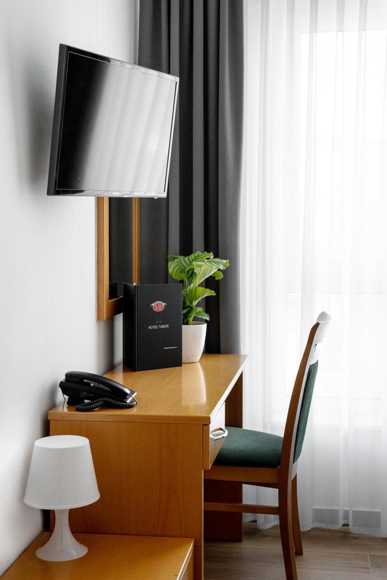 Hotel Tabor Sežana Dış mekan fotoğraf