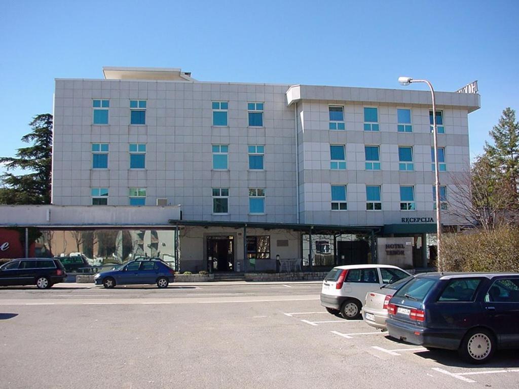 Hotel Tabor Sežana Dış mekan fotoğraf